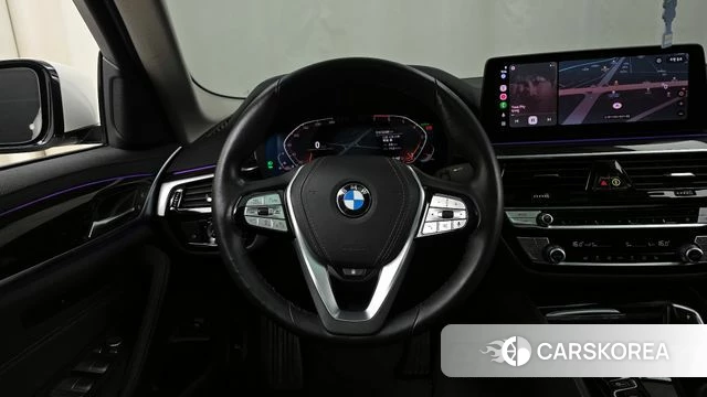 BMW 5 Series (G30) 2021 Белый из Кореи, фото 4