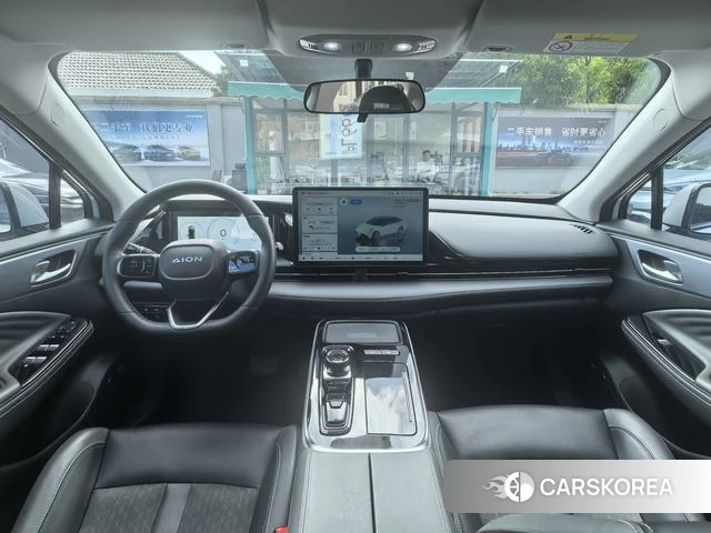 Aian AION S 2022 Серебристо-серый из Китая, фото 4