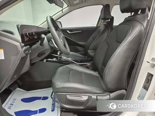 Kia Di Ol Nu Niro 2022 Белый из Кореи, фото 4