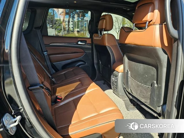 Jeep Grand Cherokee 2021 Черный из Кореи, фото 4