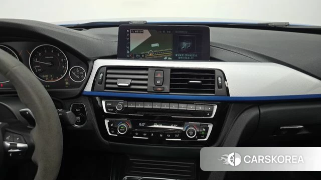 BMW 3 Series (F30) 2018 Синий из Кореи, фото 4