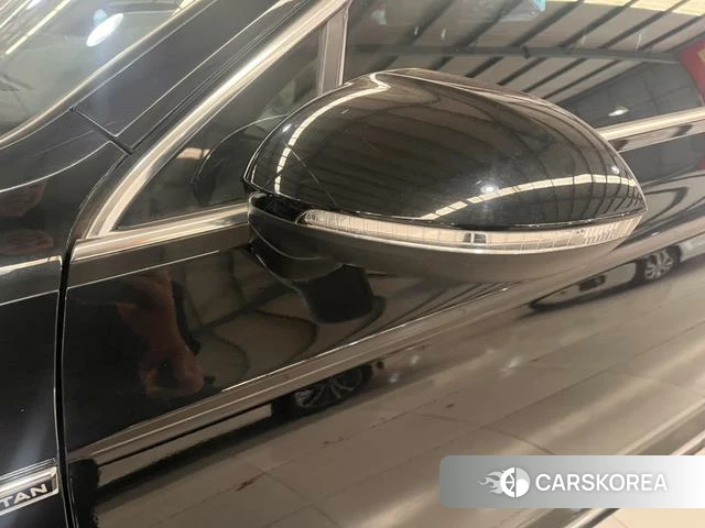 Volkswagen Magotan 2024 Черный из Китая, фото 4