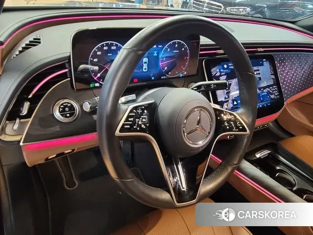 Mercedes-Benz E-Class W214 2024 Черный из Кореи, фото 4