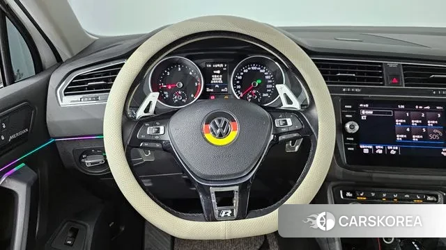 Volkswagen Tiguan second Generation 2020 Белый из Кореи, фото 4