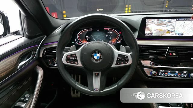 BMW 5 Series (G30) 2020 Белый из Кореи, фото 4