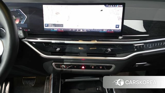 BMW X5 (G05) 2024 Светло-серебряный цвет из Кореи, фото 4