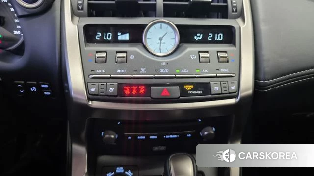 Lexus NX300h 2021 Белый из Кореи, фото 4
