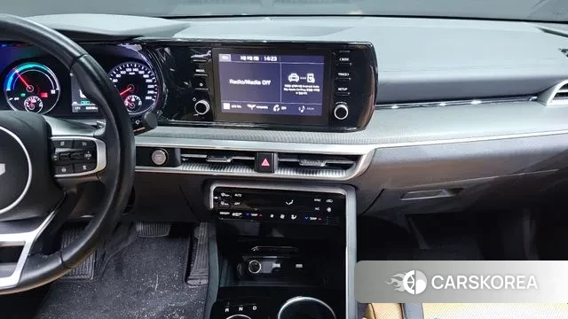 Kia K5 Hybrid 3rd Generation 2023 Белый из Кореи, фото 4