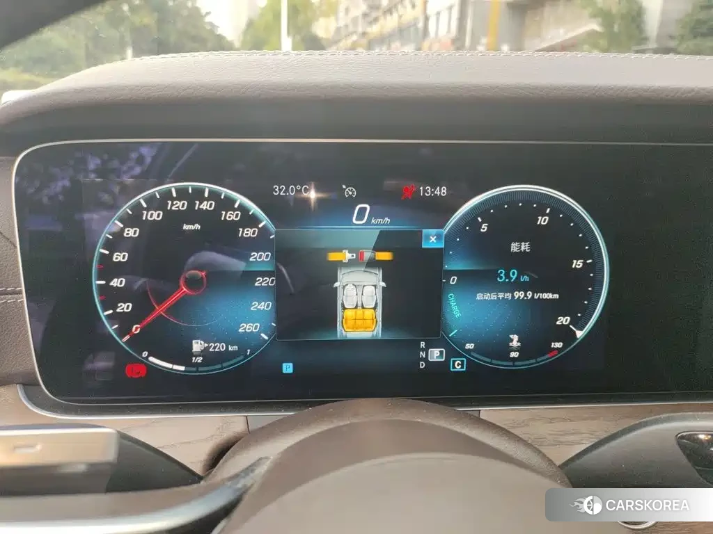 Mercedes-Benz E-Class 2023 Черный из Китая, фото 4