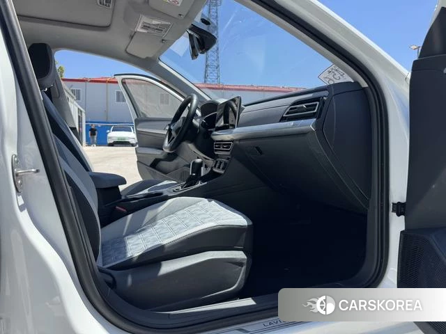 Volkswagen Lavida 2023 Белый из Китая, фото 4