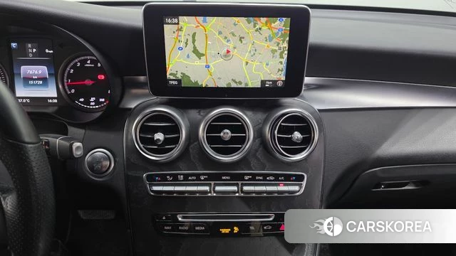 Mercedes-Benz GLC-Class X253 2019 Белый из Кореи, фото 4