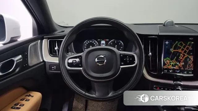 Volvo XC60 second Generation 2020 Белый из Кореи, фото 4