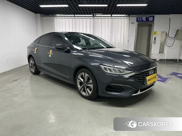 Hyundai Festa 2020 Темно-серый из Китая, фото 4