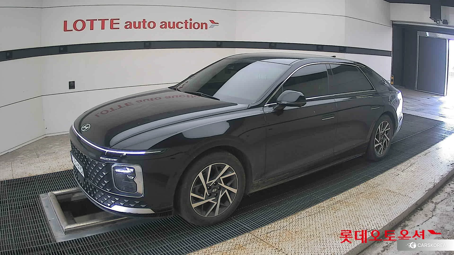 Hyundai Grandeur Hybrid 2023 Abyss Black Pearl из Кореи, фото 4