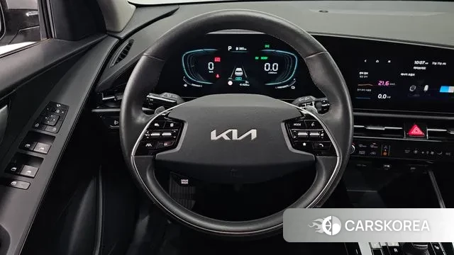 Kia Di Ol Nu Niro 2022 Серебристо-серый из Кореи, фото 4