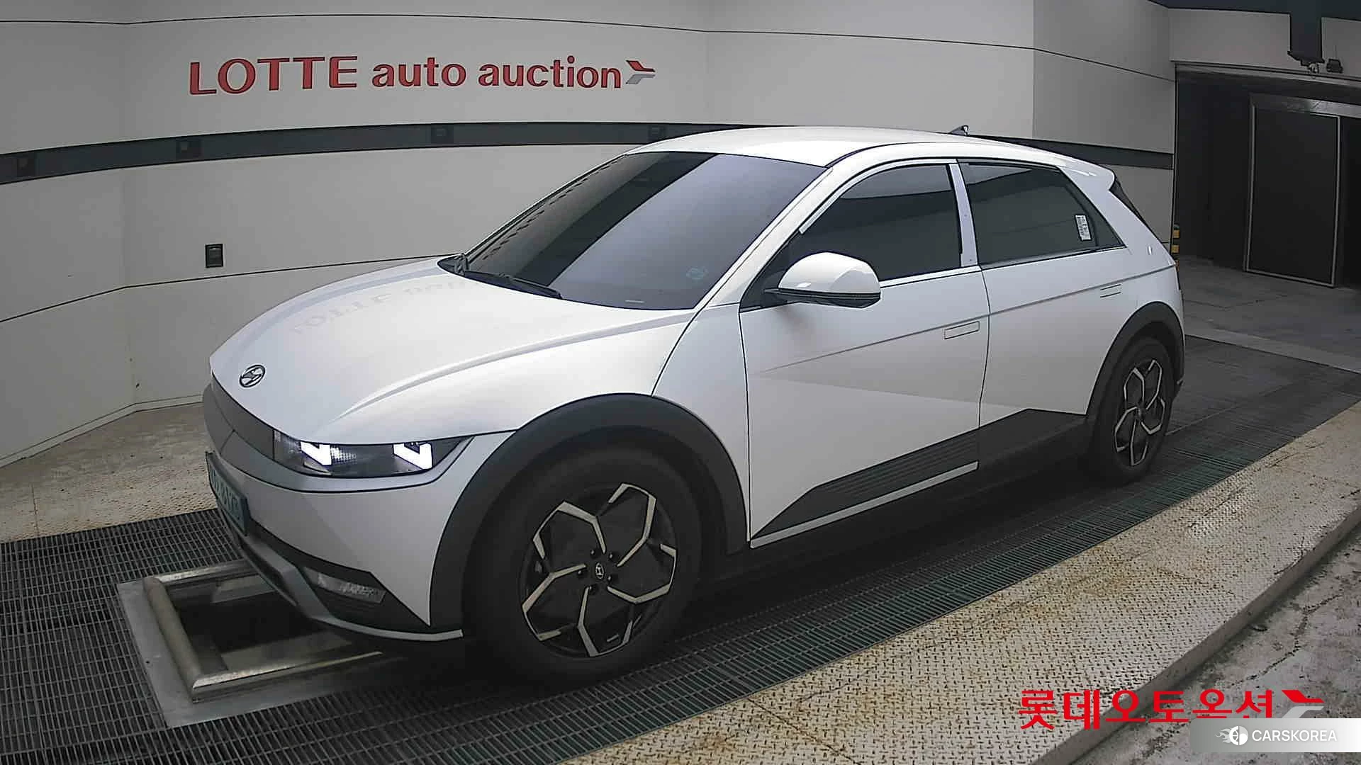Hyundai IONIQ 5 2023 Белый из Кореи, фото 4