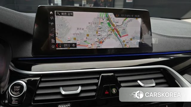 BMW 5 Series (G30) 2019 Серый из Кореи, фото 4