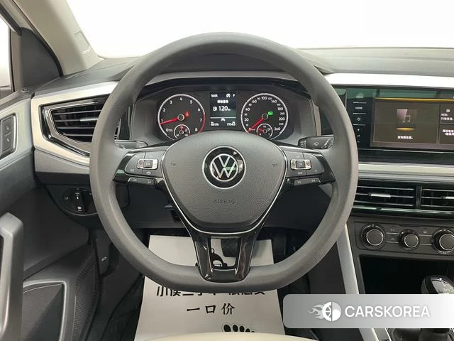 Volkswagen Polo 2021 Белый из Китая, фото 4