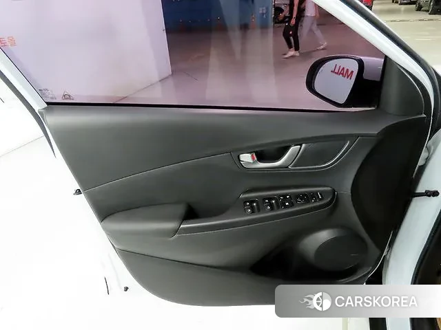 Hyundai Kona 2019 Белый из Кореи, фото 4