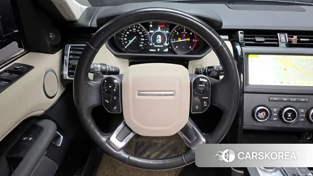 Land Rover Discovery 5 2020 Черный из Кореи, фото 4