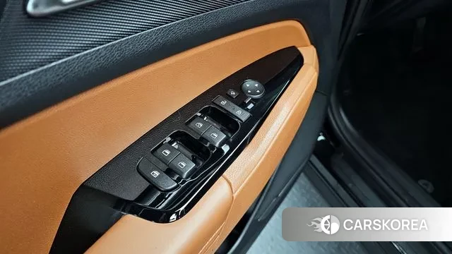 Kia Sportage 5th Generation Hybrid 2023 Черный из Кореи, фото 4