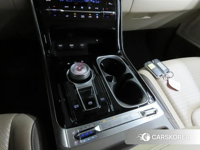 Kia Carnival 4th generation 2022 Черный из Кореи, фото 4