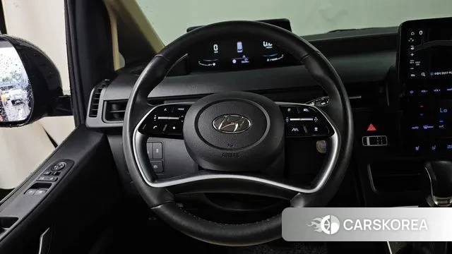 Hyundai Staria 2022 Черный из Кореи, фото 4