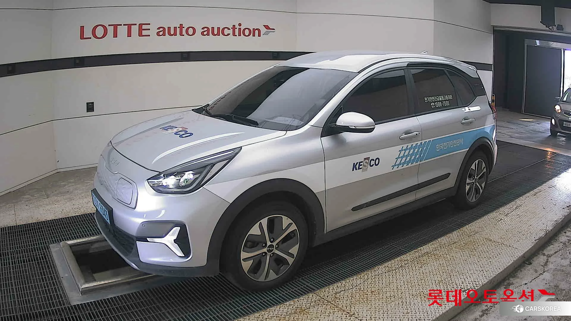 Kia Niro Plus 2023 Sparkling Silver из Кореи, фото 4
