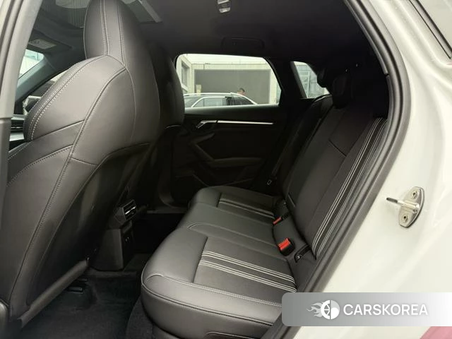 Audi A3 2022 Красный из Китая, фото 4