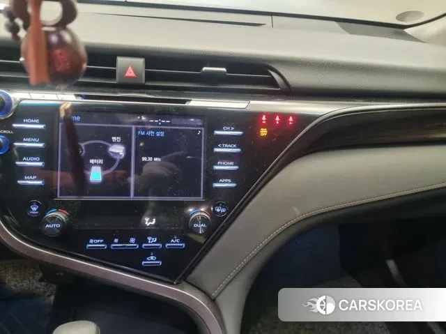 Toyota Camry (XV70) 2021 Серебряный из Кореи, фото 4