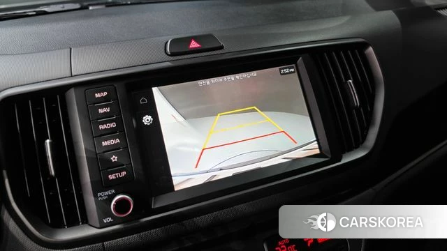 Kia The New Kia Ray 2023 Белый из Кореи, фото 4