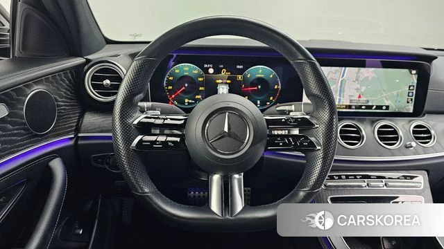 Mercedes-Benz E-Class W213 2021 Черный из Кореи, фото 4