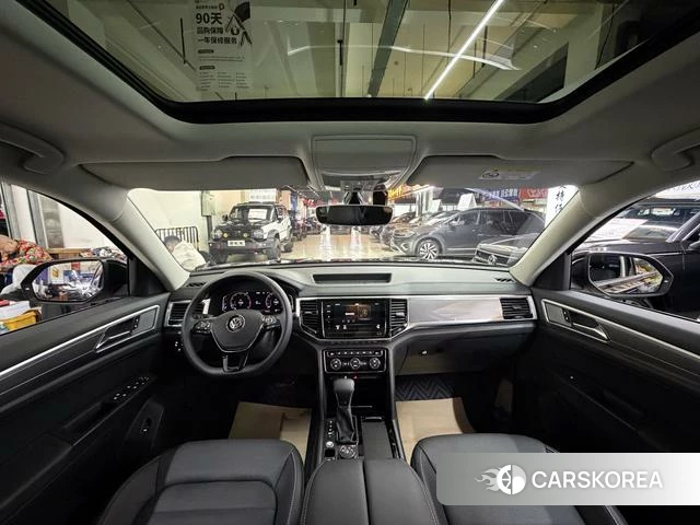 Volkswagen Tourang 2021 Черный из Китая, фото 4