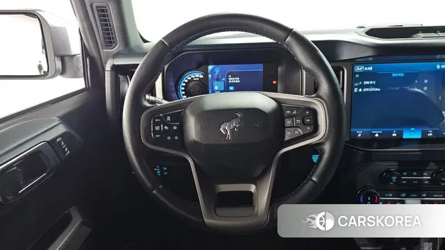 Ford Bronco 6th Generation 2022 Серый из Кореи, фото 4