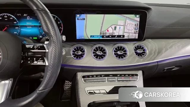 Mercedes-Benz E-Class W213 2022 Белый из Кореи, фото 4