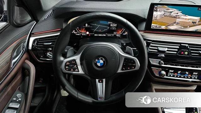 BMW 5 Series (G30) 2021 Черный из Кореи, фото 4
