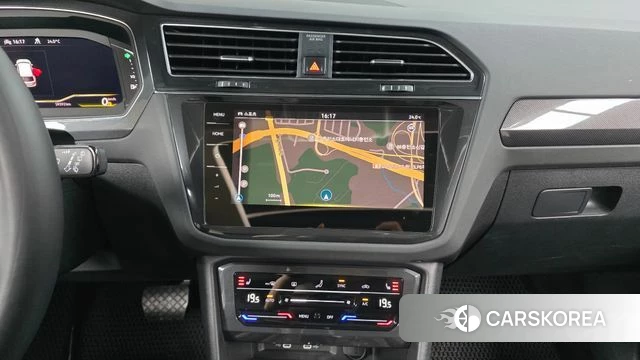 Volkswagen Tiguan second Generation 2023 Черный из Кореи, фото 4
