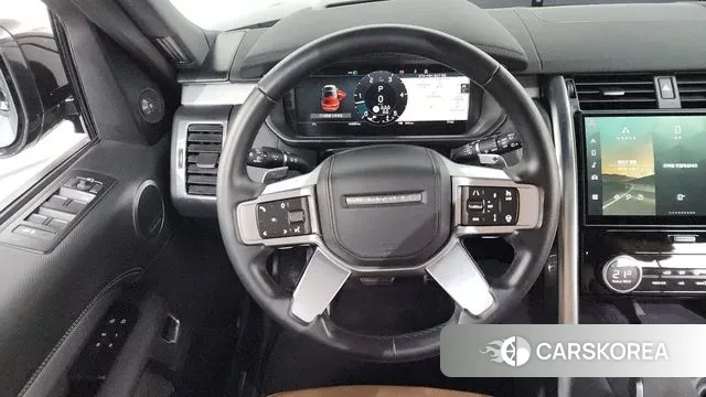 Land Rover Discovery 5 2022 Черный из Кореи, фото 4