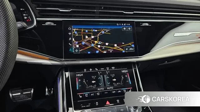 Audi Q8 (4M) 2023 Черный из Кореи, фото 4