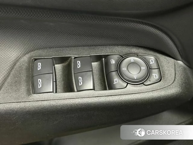 Chevrolet (GM Daewoo) The New Equinox 2022 Черный из Кореи, фото 4