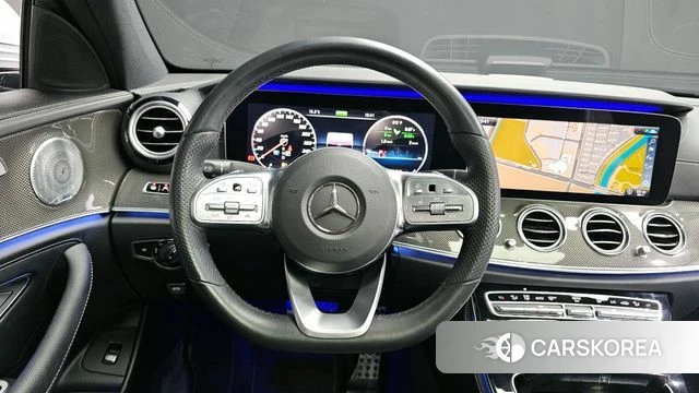 Mercedes-Benz E-Class W213 2020 Серебристо-серый из Кореи, фото 4