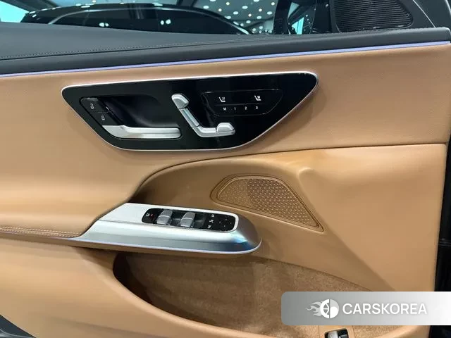 Mercedes-Benz E-Class W214 2024 Синий из Кореи, фото 4