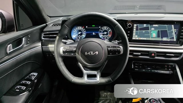 Kia K5 3rd generation 2023 Серый из Кореи, фото 4