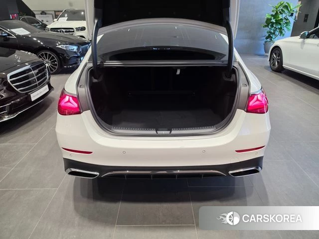 Mercedes-Benz E-Class W214 2025 Белый из Кореи, фото 4