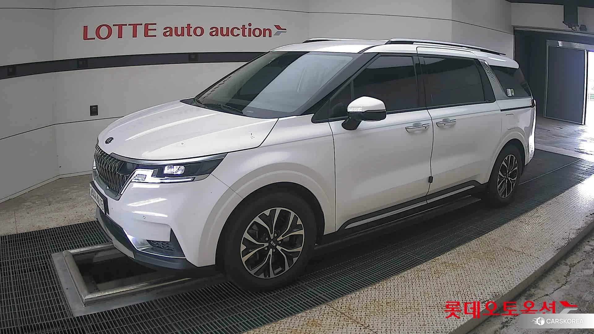 Kia Carnival 2021 Белый из Кореи, фото 4