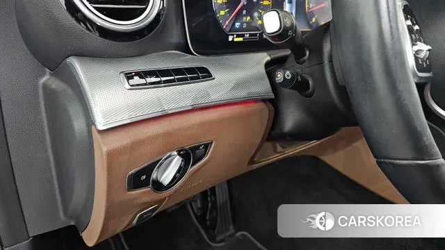 Mercedes-Benz E-Class W213 2018 Белый из Кореи, фото 4