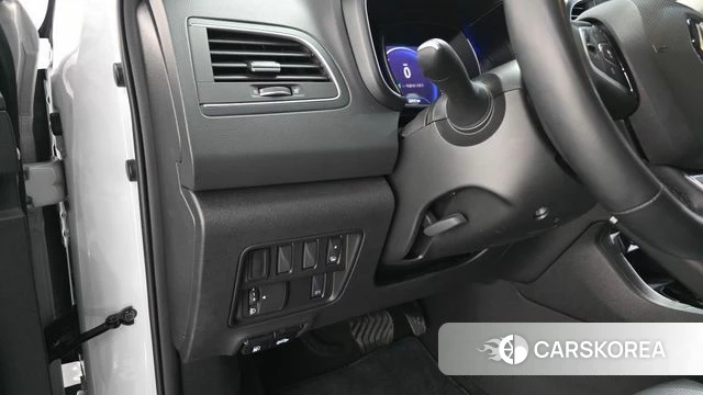 Renault Korea (Samsung) The New QM6 2024 Белый из Кореи, фото 4