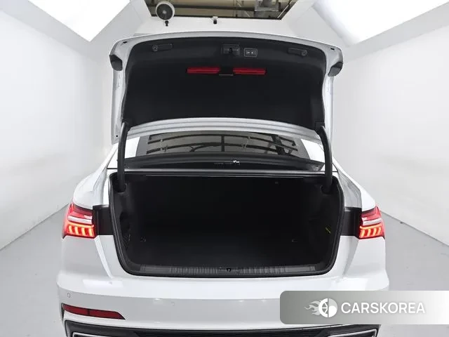 Audi A6 (C8) id 3223728 из Кореи 4