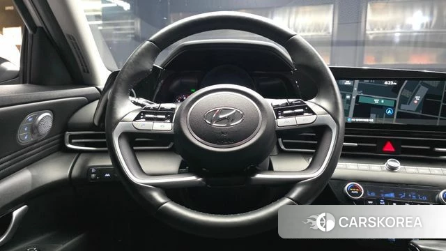 Hyundai Avante (CN7) 2022 Серебристо-серый из Кореи, фото 4