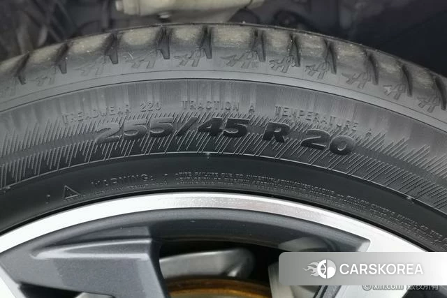 Audi Q5L 2021 Белый из Китая, фото 4